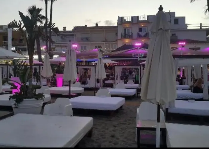 Luxury Duplex- 7 Minutes From The * Torremolinos