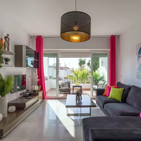 Luxury Duplex- 7 Minutes From The Lejlighed Torremolinos