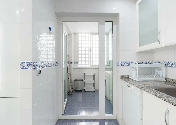 Luxury Duplex- 7 Minutes From The