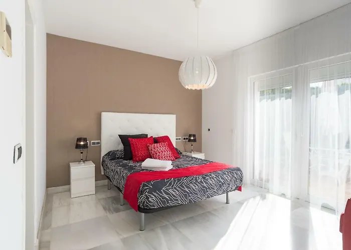 公寓 Luxury Duplex- 7 Minutes From The *