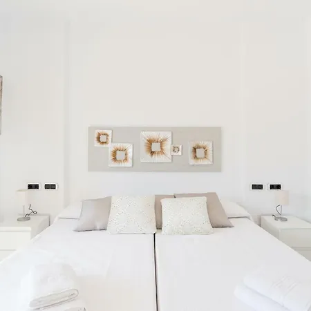 Apartment Luxury Duplex- 7 Minutes From The