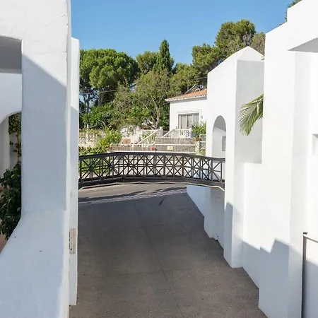 Luxury Duplex- 7 Minutes From The Daire