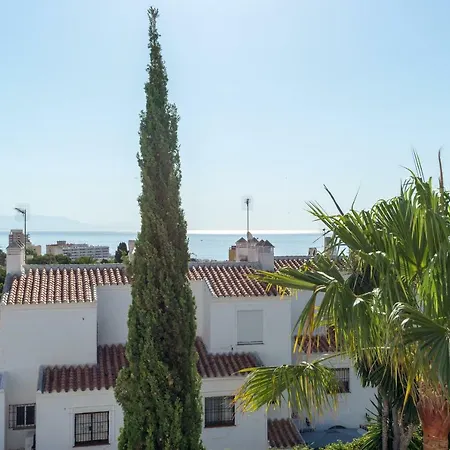 Luxury Duplex- 7 Minutes From The *