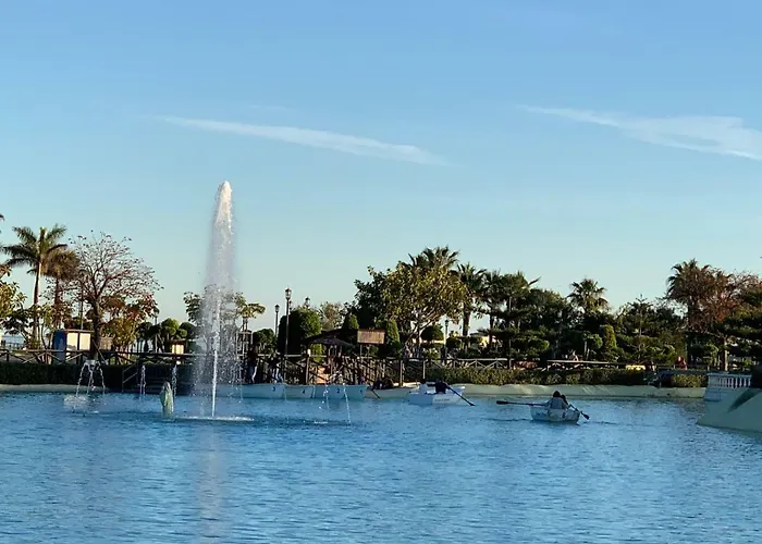 Luxury Duplex- 7 Minutes From The Апартаменты